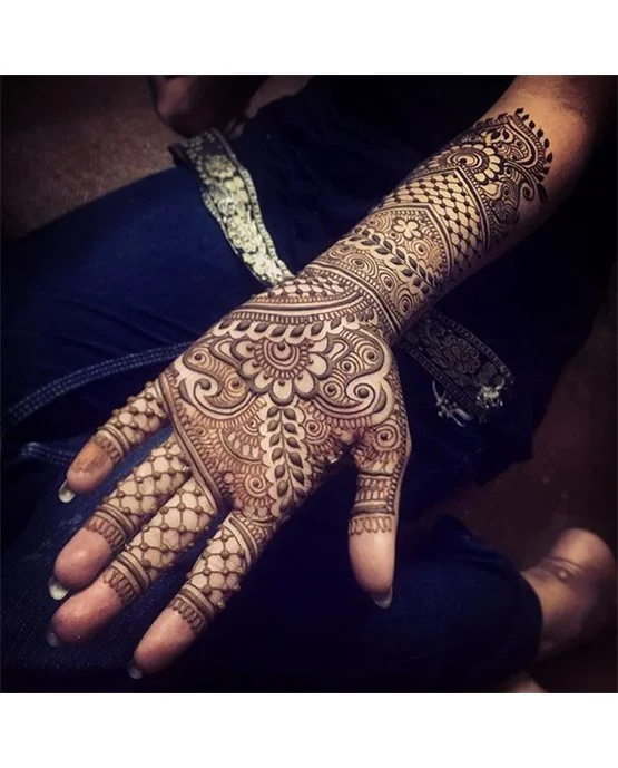 Paisley And Mesh Timeless Front Hand Mehndi Design Design Paisley And Mesh Timeless Front Hand Mehndi Design Design